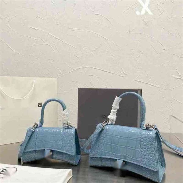 balenciga designer italy women luxurys handbags b paris bag 2022 hourglass hand messenger versatile leather shoulder crossbody bag
balenciga designer italy women luxurys handbags b paris bag 2022 hourglass hand messenger versatile leather shoulder crossbody bag