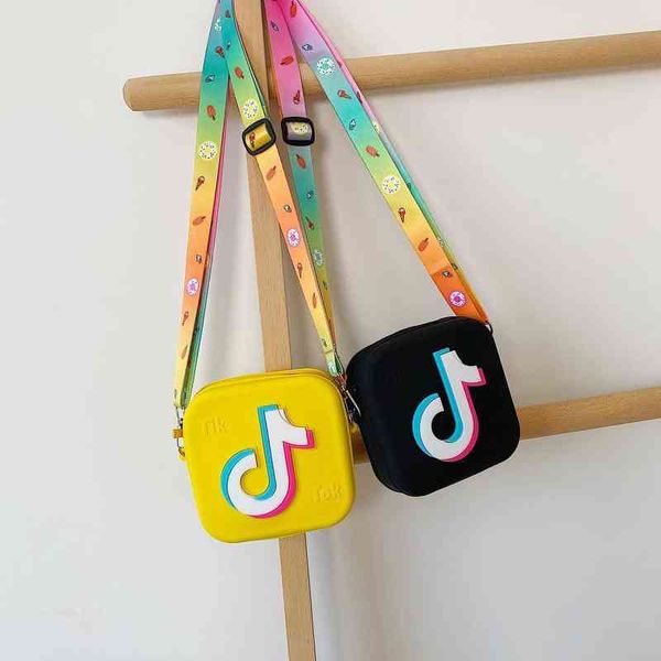 fashion ladies purses new female shoulder bag handbag women's bag for girls and kids handbag square
fashion ladies purses new female shoulder bag handbag women's bag for girls and kids handbag square