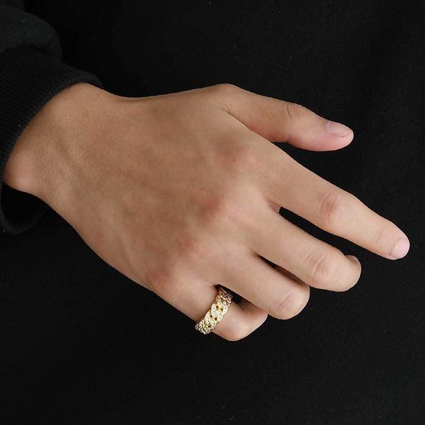 classic luxury personality hip hop zircon designer cuban chain ring european and american mens ring cross-border fashion simple high-quality, Golden;silver
classic luxury personality hip hop zircon designer cuban chain ring european and american mens ring cross-border fashion simple high-quality, Golden;silver
