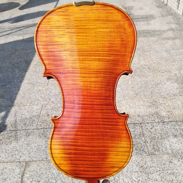 single board violin 4/4 solid wood pure natural tiger pattern red light violin with brazilian bow playing an instrument
single board violin 4/4 solid wood pure natural tiger pattern red light violin with brazilian bow playing an instrument