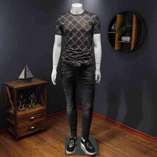 men's clothing brand 2022 summer men's short sleeve t-shirt fashion brand ins cloth printed ice silk half, White;black
men's clothing brand 2022 summer men's short sleeve t-shirt fashion brand ins cloth printed ice silk half, White;black