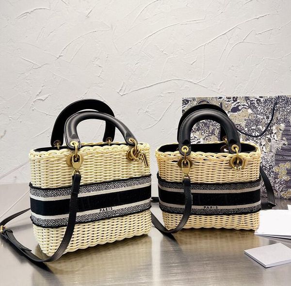 women beach shoulder bag straw bags casual rattan summer handbags wicker woven female totes large capacity lady buckets bag travel messenger
women beach shoulder bag straw bags casual rattan summer handbags wicker woven female totes large capacity lady buckets bag travel messenger