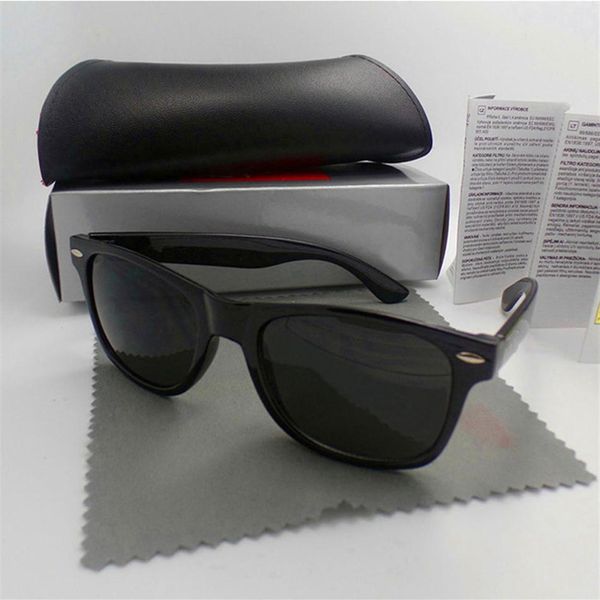 fashion men sunglasses uv protection beach vintage women sun glasses retro eyewear with package249j, White;black
fashion men sunglasses uv protection beach vintage women sun glasses retro eyewear with package249j, White;black