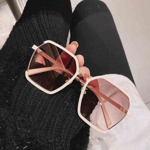 sunglass sunglasses with round face for women, White;black
sunglass sunglasses with round face for women, White;black