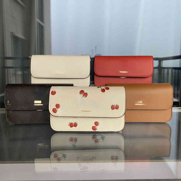 c-home 2022 spring and summer new brynn women's flip small square hand single shoulder messenger underarm bag
c-home 2022 spring and summer new brynn women's flip small square hand single shoulder messenger underarm bag