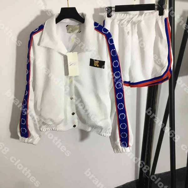 fashion women designer coat two piece pants brand tracksuit hooded jacket long sleeve coats suit pineapple logo luxury g..cci clover autumn, White
fashion women designer coat two piece pants brand tracksuit hooded jacket long sleeve coats suit pineapple logo luxury g..cci clover autumn, White
