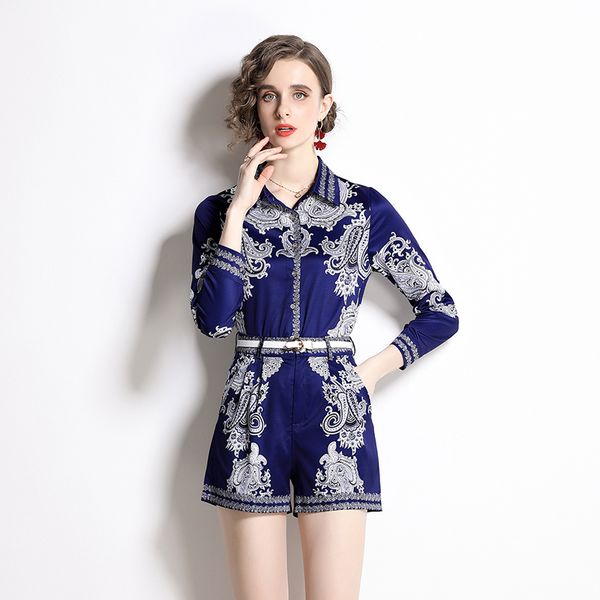 2022 designer blue set pant sets retro print women two piece cute office lady shirt shorts suit, White
2022 designer blue set pant sets retro print women two piece cute office lady shirt shorts suit, White