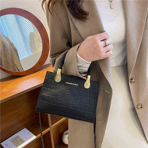 2022 casual women's shoulder bags texture pattern tote bag spring new fashion trendy single messenger handbag lady travel purses and ha
2022 casual women's shoulder bags texture pattern tote bag spring new fashion trendy single messenger handbag lady travel purses and ha