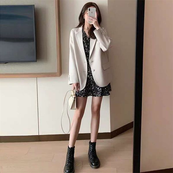 jxmyy autumn design sense niche street fried suit british style white small suit jacket female korean temperament 210412
jxmyy autumn design sense niche street fried suit british style white small suit jacket female korean temperament 210412