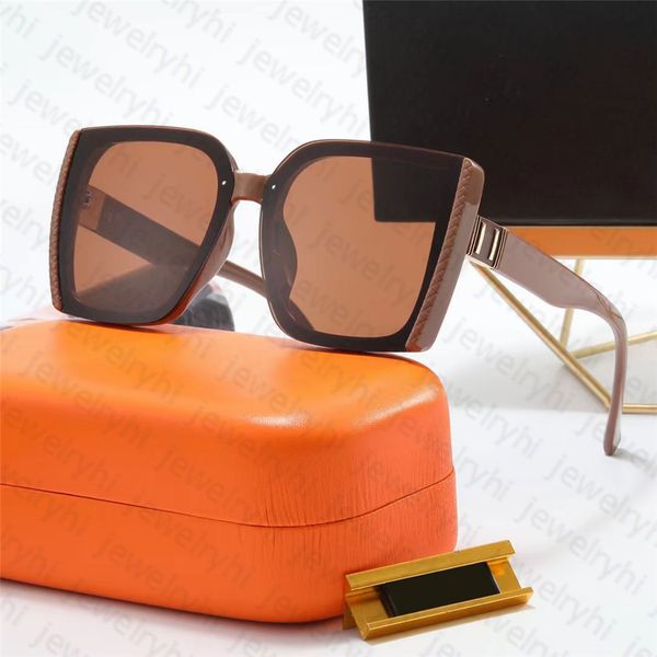 seductive designer sunglasses for woman fashion beach eyewear uv400 rectangle full frame letter design for man women 6 option high quality, White;black
seductive designer sunglasses for woman fashion beach eyewear uv400 rectangle full frame letter design for man women 6 option high quality, White;black