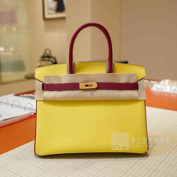 birkins designer handbags 2021 women's herme bag epsom leather lemon yellow spell garnet bk30cm gold buckle handbag have logo
birkins designer handbags 2021 women's herme bag epsom leather lemon yellow spell garnet bk30cm gold buckle handbag have logo