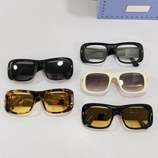 catwalk mens ladies luxury designer sunglasses 1251s vacation travel beach p preferred lady sunglasses with original box, White;black
catwalk mens ladies luxury designer sunglasses 1251s vacation travel beach p preferred lady sunglasses with original box, White;black