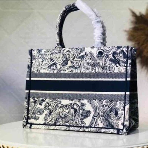luxurys designers handbags tote bags brand high-capacity handbag minimalist commuter shoulder bag woman superior quality 8vn9
luxurys designers handbags tote bags brand high-capacity handbag minimalist commuter shoulder bag woman superior quality 8vn9