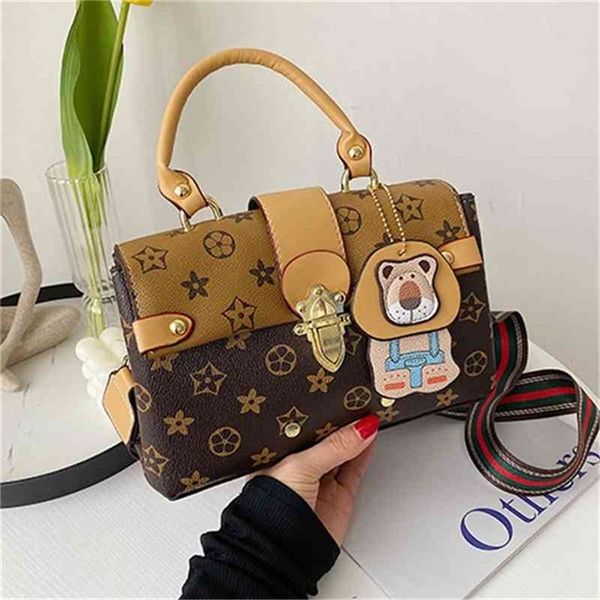 68% off bag women's mini flower pillow hand print new fashion one shoulder messenger
68% off bag women's mini flower pillow hand print new fashion one shoulder messenger