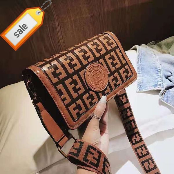 new women's simple large capacity soft texture small bagwomen's vintage fashion versatile factory outlet
new women's simple large capacity soft texture small bagwomen's vintage fashion versatile factory outlet