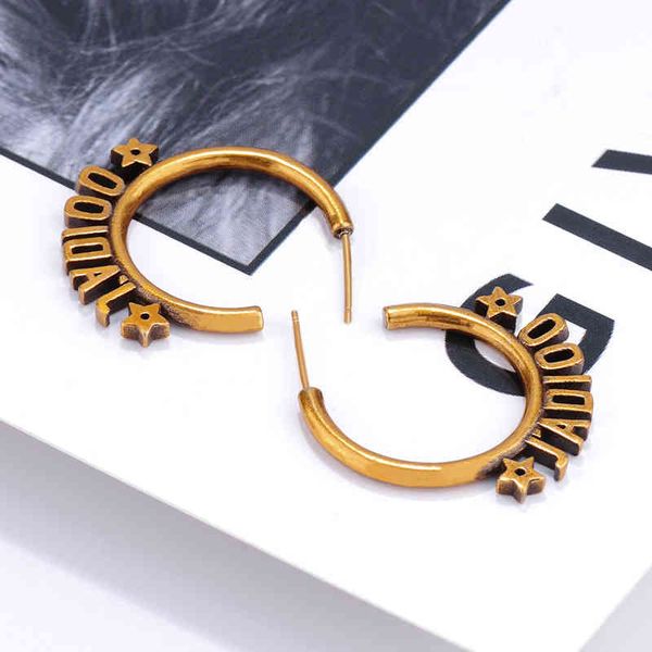 2022 factory wholesale new star feminine female 925 silver needle advanced star net red same earrings, Golden
2022 factory wholesale new star feminine female 925 silver needle advanced star net red same earrings, Golden