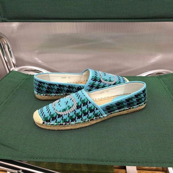 2021 early spring womens flat-bottomed slippers fisherman shoes water-dyed sheep skin rubber flat soles ladies sandal size 35-41, Black
2021 early spring womens flat-bottomed slippers fisherman shoes water-dyed sheep skin rubber flat soles ladies sandal size 35-41, Black