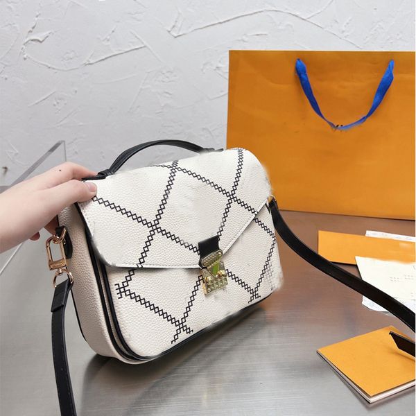lattice envelope messenger bag floral leather crossbody flap bags women flowers pouch purse black white checks clutch gift
lattice envelope messenger bag floral leather crossbody flap bags women flowers pouch purse black white checks clutch gift