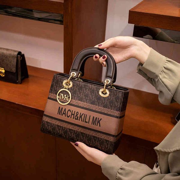 ladies fashion trend new brand bag wholesale hong kong 2021 versatile leather handbag single shoulder msenger women's
ladies fashion trend new brand bag wholesale hong kong 2021 versatile leather handbag single shoulder msenger women's