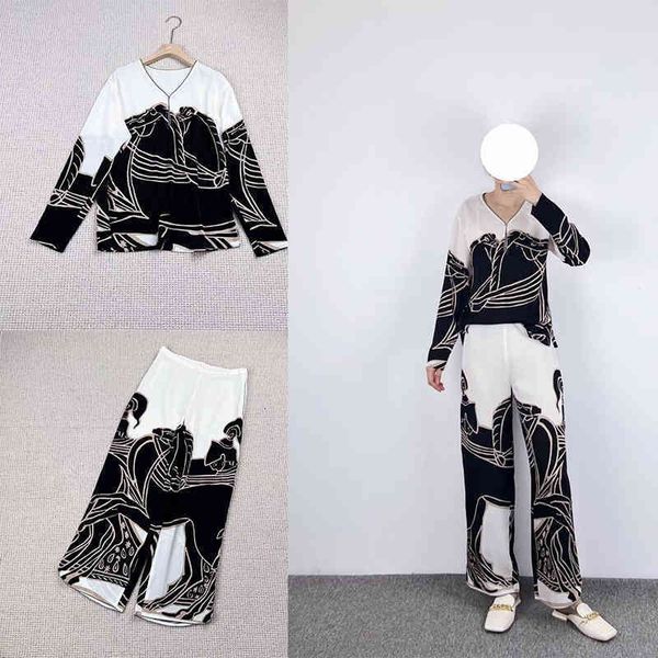 women's suits blazers p275385csl triacetic acid 76 horse print v-neck long sleeve loose upper garment suit women's pure original, White;black
women's suits blazers p275385csl triacetic acid 76 horse print v-neck long sleeve loose upper garment suit women's pure original, White;black