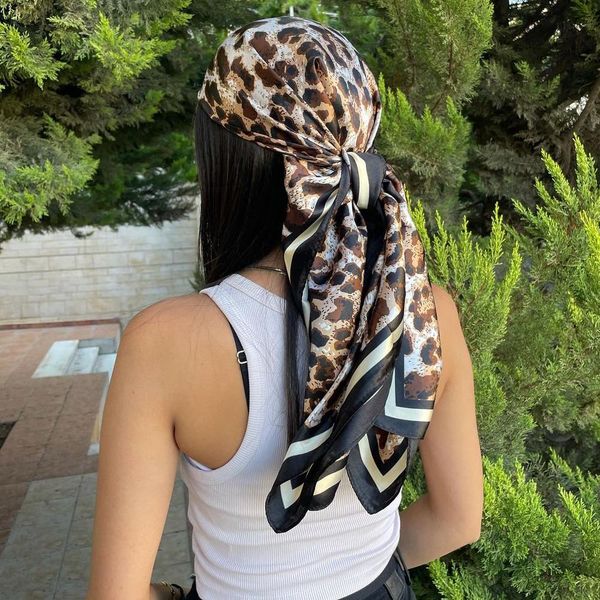 silk scarf and wrap for designer luxury brand kerchief neck head hair scarves bandana handkerchief 90x90cm headscarf, Blue;gray
silk scarf and wrap for designer luxury brand kerchief neck head hair scarves bandana handkerchief 90x90cm headscarf, Blue;gray