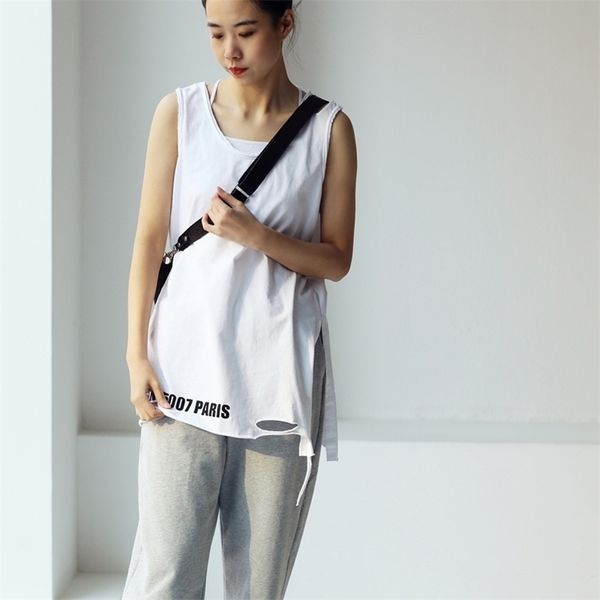 micoco b8006c korean fashion handmade old tattered alphabetic print side slit vest 220325, White
micoco b8006c korean fashion handmade old tattered alphabetic print side slit vest 220325, White