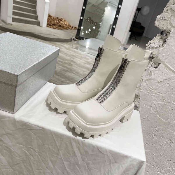 boots autumn winter style square headed thick soled martin boots zipper short yang mi same chelsea single women's english, Black
boots autumn winter style square headed thick soled martin boots zipper short yang mi same chelsea single women's english, Black
