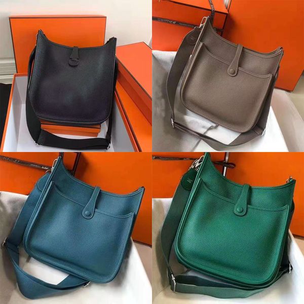 2022 shoulder bags fashion bag genuine leather designer handbags for women adjustable shoulder straps
2022 shoulder bags fashion bag genuine leather designer handbags for women adjustable shoulder straps