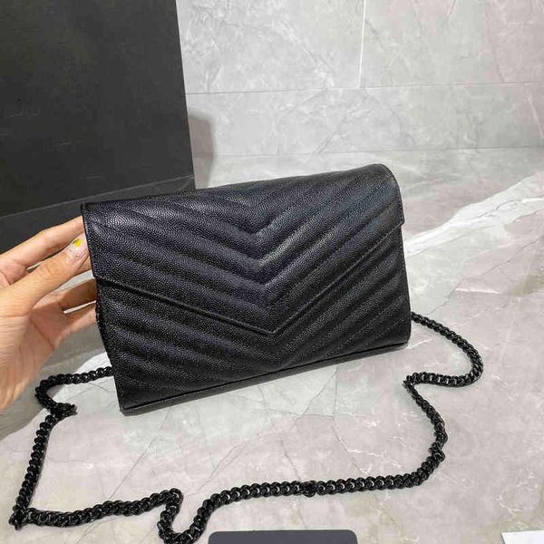 3agenuine leather women luxurys designers bags handbags messenger crossbody chain shoulder bag totes wallet 2022, Red;black
3agenuine leather women luxurys designers bags handbags messenger crossbody chain shoulder bag totes wallet 2022, Red;black