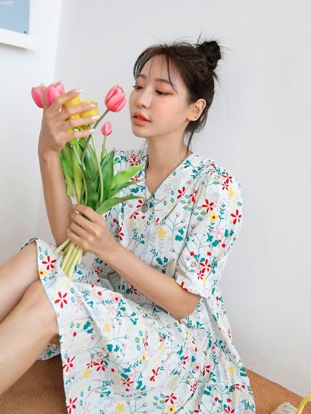 dazy allover floral smock dress b8cw#, Black;gray 
dazy allover floral smock dress b8cw#, Black;gray