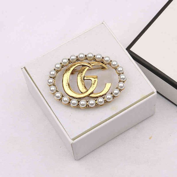 super discount 75% off brooch inlaid pearl super flash temperament gentle pin coat cardigan accessories new style, Gray
super discount 75% off brooch inlaid pearl super flash temperament gentle pin coat cardigan accessories new style, Gray