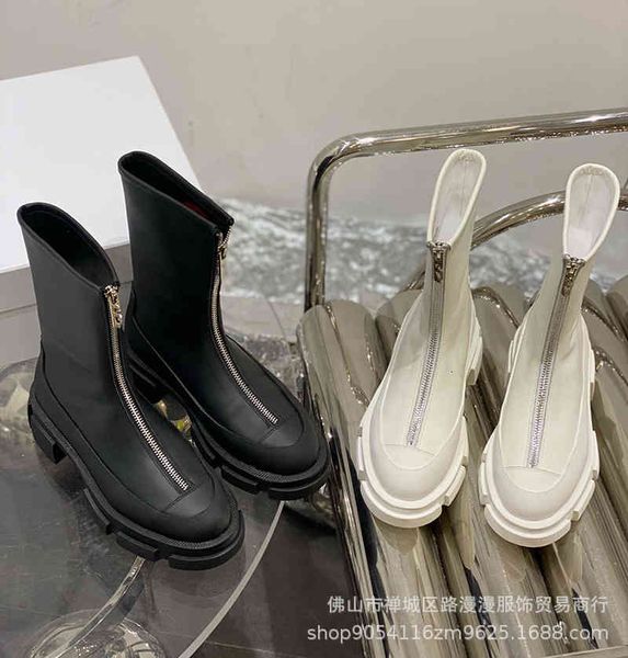 boots tire boots gao series front zipper martin women's thick heel middle white soled high top, Black
boots tire boots gao series front zipper martin women's thick heel middle white soled high top, Black