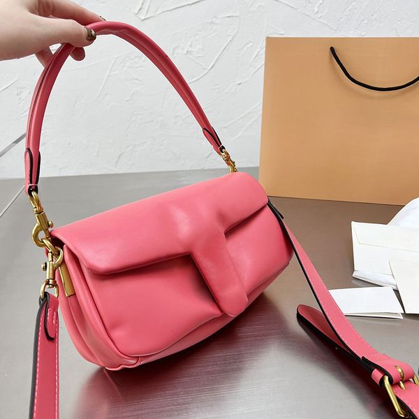 multicolor clouds shuolder bags designer women handbags fashion soft crossbody metallic c letter girls tote special gift with box
multicolor clouds shuolder bags designer women handbags fashion soft crossbody metallic c letter girls tote special gift with box