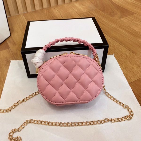 22ss handle totes mirror cosmetic bag lambskin classic quilted plaid metal chain hardware zipper crossbody luxury designer ladies french min
22ss handle totes mirror cosmetic bag lambskin classic quilted plaid metal chain hardware zipper crossbody luxury designer ladies french min