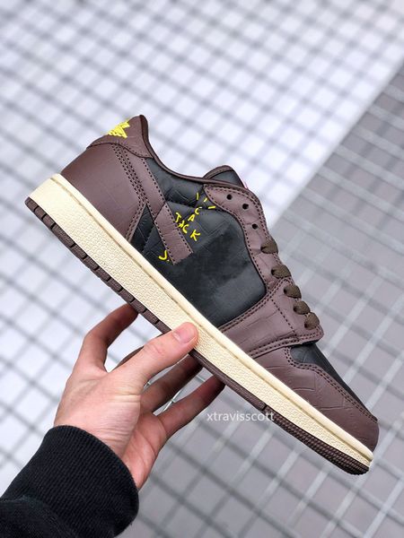mens shoes 1s lows jumpman 1 low fragments ts brown black white basketball shoe sports sneakers real leather size 36-47 available
mens shoes 1s lows jumpman 1 low fragments ts brown black white basketball shoe sports sneakers real leather size 36-47 available