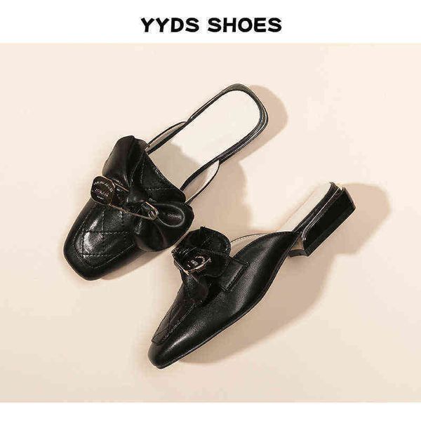 new women slippers ladies square head small leather shoes flip flops 220625, Black
new women slippers ladies square head small leather shoes flip flops 220625, Black