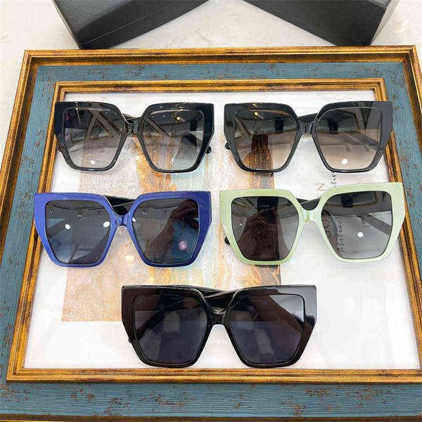 22 new personalized square sunglasses women's fashion same ve4490 luxury eyewear movement, White;black
22 new personalized square sunglasses women's fashion same ve4490 luxury eyewear movement, White;black