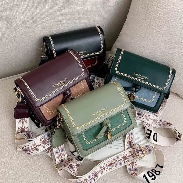 new women suede square shoulder bags with nylon flower wide strap leather messenger handbags sweet fashion vintage for spring
new women suede square shoulder bags with nylon flower wide strap leather messenger handbags sweet fashion vintage for spring