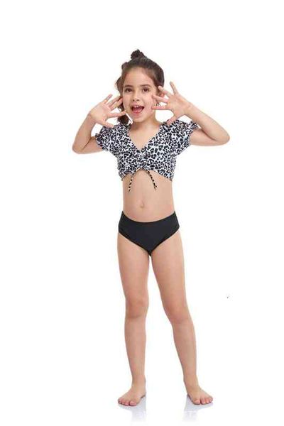 women's swimsuit designer women's swimsuit bikini 2022 girls' bubble sleeve split swimsuit for children, White;black
women's swimsuit designer women's swimsuit bikini 2022 girls' bubble sleeve split swimsuit for children, White;black