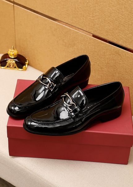 2022s men fashion slip-on oxford shoes casual genuine leather brand designer flats mens business wedding dress shoes size 38-44, Black
2022s men fashion slip-on oxford shoes casual genuine leather brand designer flats mens business wedding dress shoes size 38-44, Black