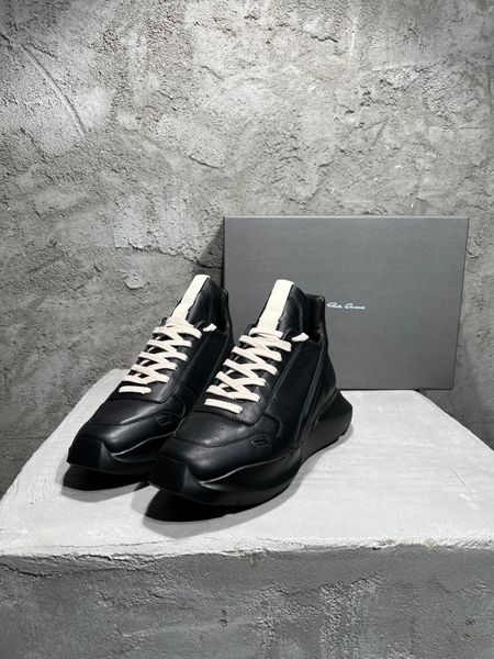 fashions new beautiful mens designer beautiful sneakers ~ quality mens shoes sneakers eu size 39-46 ~ run big, Red;white
fashions new beautiful mens designer beautiful sneakers ~ quality mens shoes sneakers eu size 39-46 ~ run big, Red;white