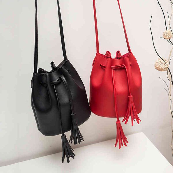bucket bag 2022 foreign style new trend su women's fashionable simple single shoulder messenger bag versatile small
bucket bag 2022 foreign style new trend su women's fashionable simple single shoulder messenger bag versatile small