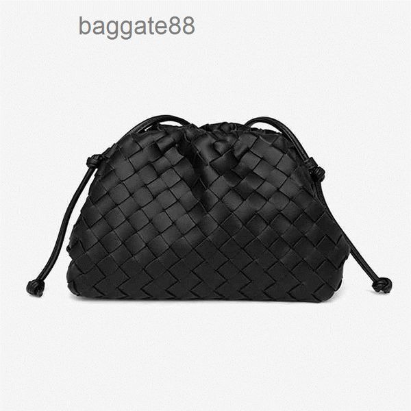 handbags classic venetas designer bottegaas handbags luxury cloud dumpling bag soft woven harmpit mini women's messenger fold 2022 styl
handbags classic venetas designer bottegaas handbags luxury cloud dumpling bag soft woven harmpit mini women's messenger fold 2022 styl