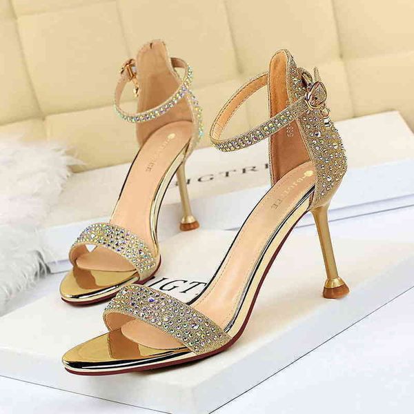 sandals designer rhinestone high heels hasp woman pumps sliver gold wedding shoes stiletto open toe women sandals 220325, Black
sandals designer rhinestone high heels hasp woman pumps sliver gold wedding shoes stiletto open toe women sandals 220325, Black