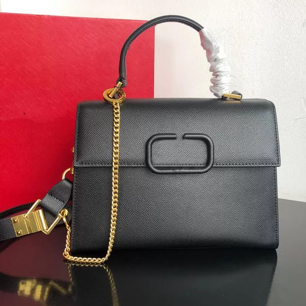 2022 genuine leather ladies crossbody bag woman luxury designer handbags european and american style beautiful messenger purse handbag
2022 genuine leather ladies crossbody bag woman luxury designer handbags european and american style beautiful messenger purse handbag