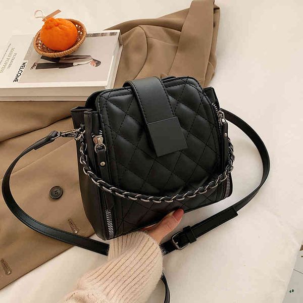 women's summer new embroidered thread shoulder msenger chain bucket bag 2022 brand luxury fashion design ladies handbags
women's summer new embroidered thread shoulder msenger chain bucket bag 2022 brand luxury fashion design ladies handbags