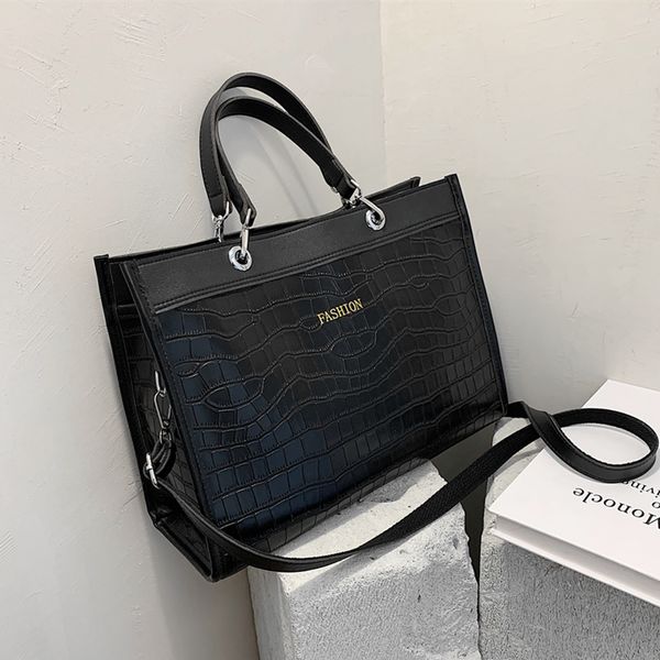 vintage crocodile pattern big women handbags large capacity work ladies shoulder messenger bags winter black beige
vintage crocodile pattern big women handbags large capacity work ladies shoulder messenger bags winter black beige