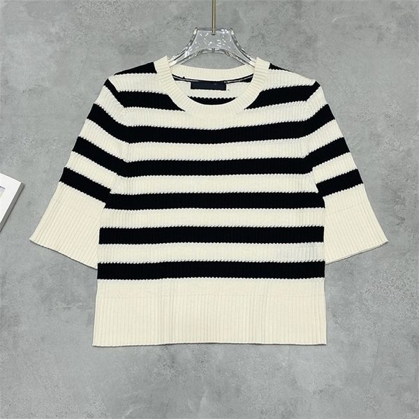 women's knits & tees 22 spring and summer black white stripe round neck five sleeve knitted fashion casual v-neck cardigan women's
women's knits & tees 22 spring and summer black white stripe round neck five sleeve knitted fashion casual v-neck cardigan women's
