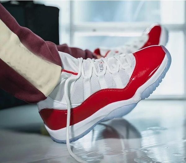 real carbon fiber 11 cherry mens basketball shoes blue womens 11s white varsity red-black outdoor sports sneakers ct8012-116 with original b
real carbon fiber 11 cherry mens basketball shoes blue womens 11s white varsity red-black outdoor sports sneakers ct8012-116 with original b