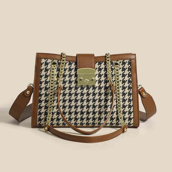 evening bags portable thousand bird lattice 2022 french minority shoulder net red live broadcast fashion women's bag
evening bags portable thousand bird lattice 2022 french minority shoulder net red live broadcast fashion women's bag